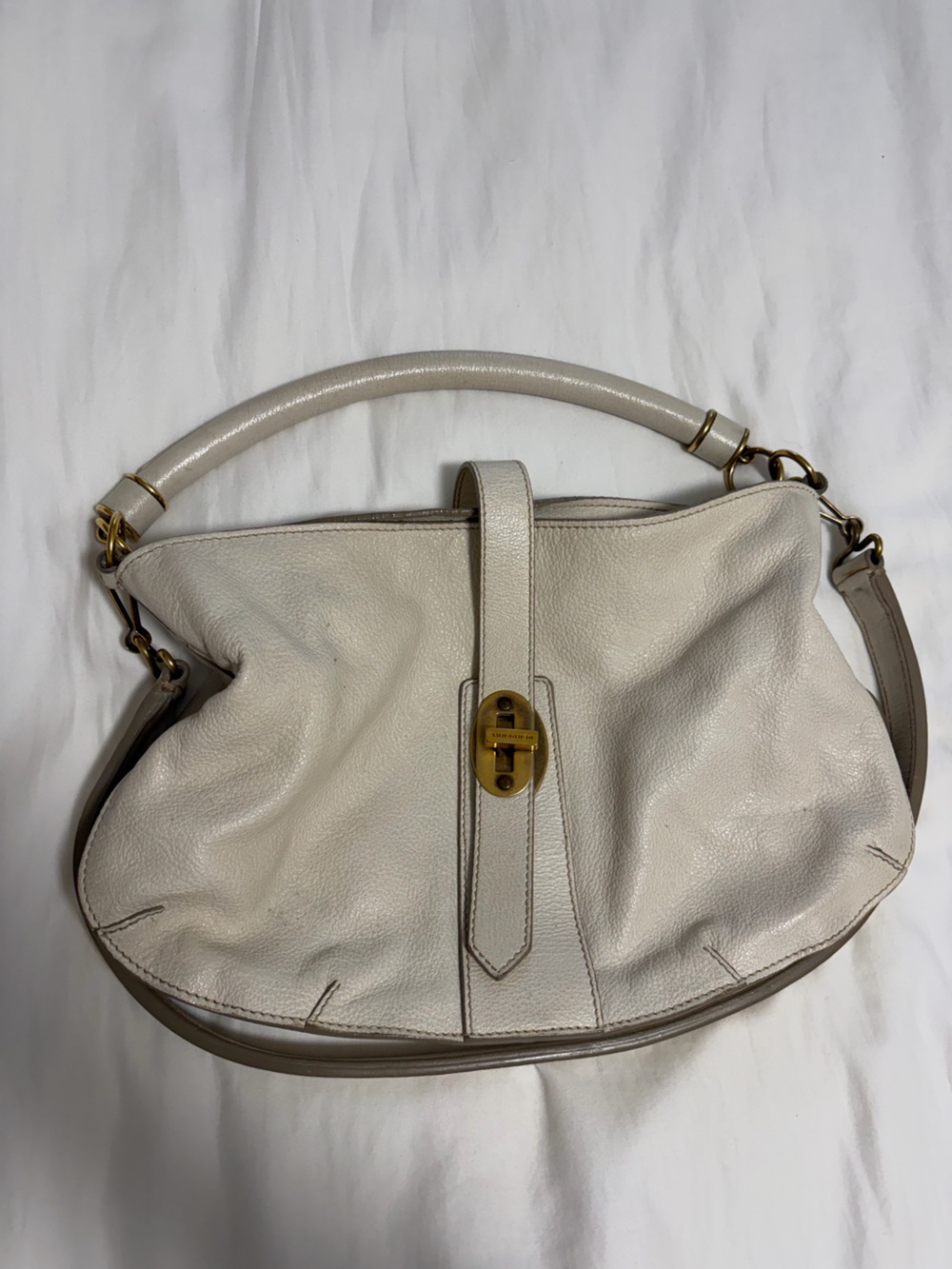 Burberry ivory leather shoulder bag with strap